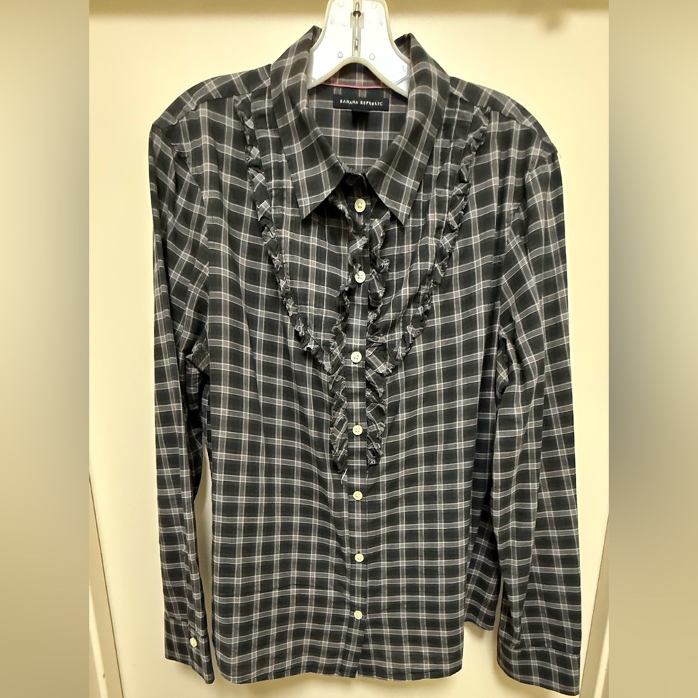 Banana Republic Ruffle / Tuxedo Plaid Shirt